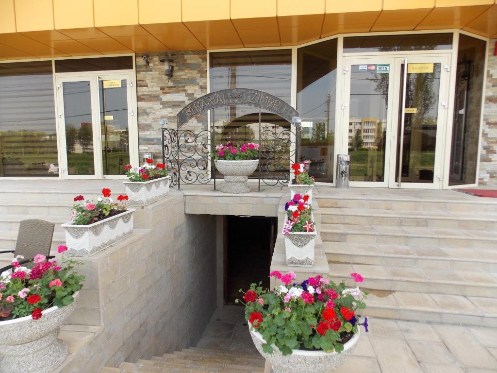 Hotel Zimbru Iasi Exterior photo