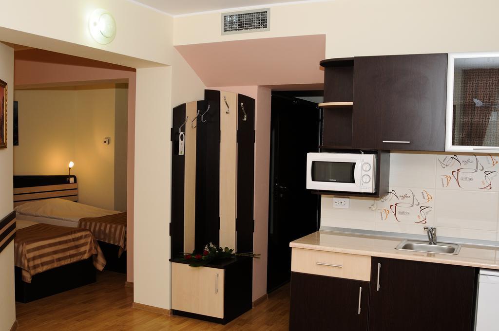Hotel Zimbru Iasi Exterior photo